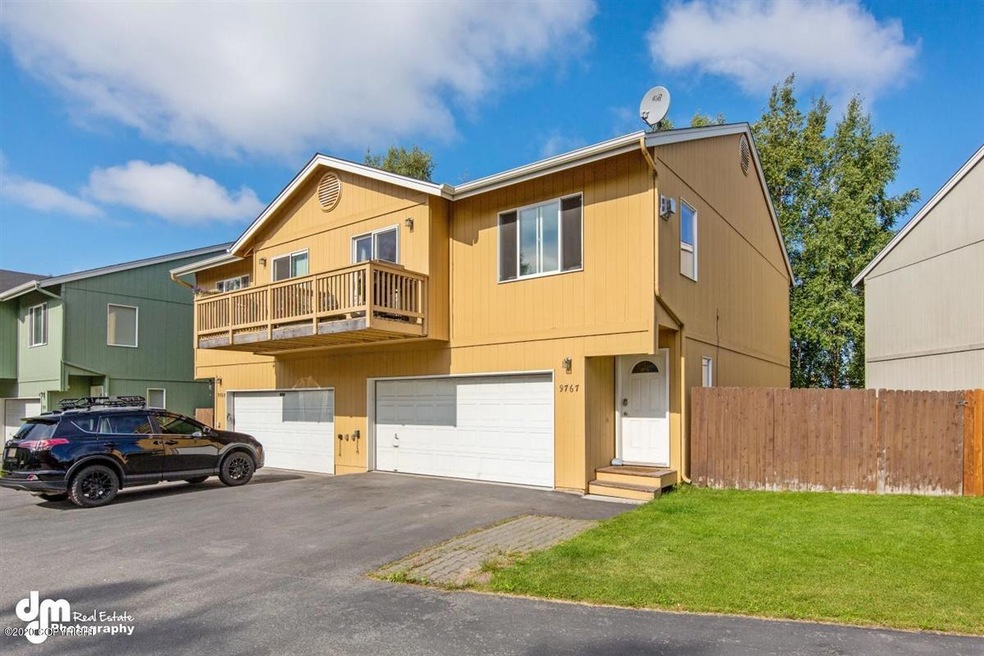 09-Exterior Front_KI_037