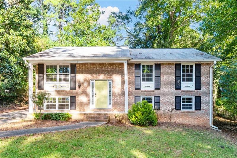 2821 Hollydale Ct SW, Marietta, GA 30008 - photo 1