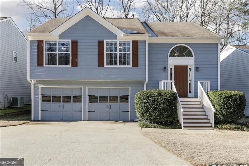3514 Benthollow Ln. Four sided hardiplank home wit