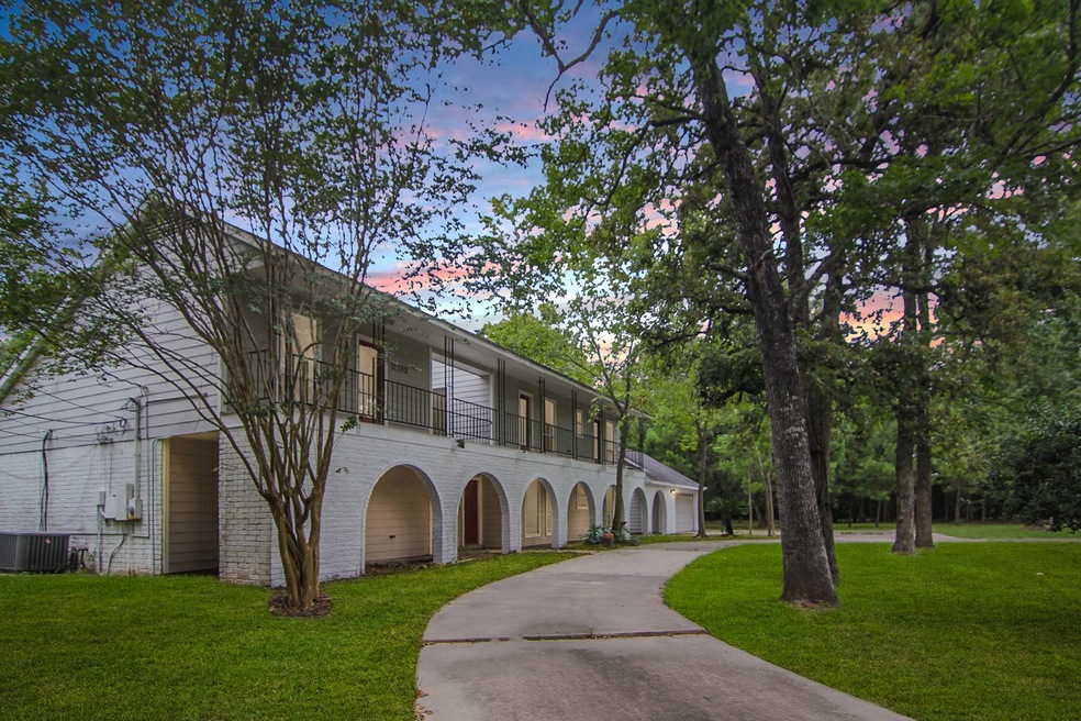 15192 Moonlight Trail, Conroe, TX 77384 - photo 1