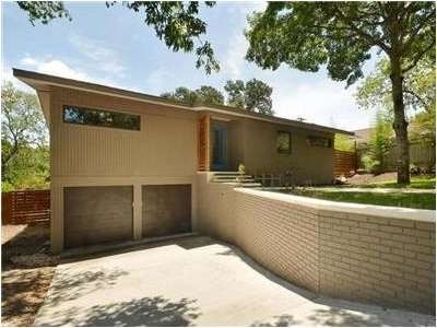 3516 Lakeland Dr - updated mid-century modern
