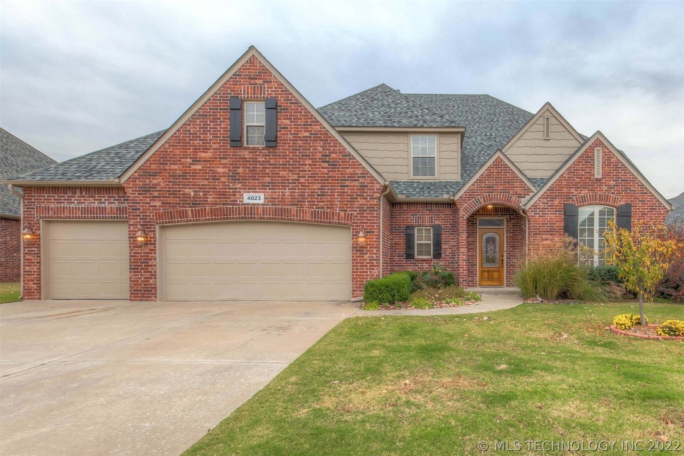 Exceptional 4/4/4 home with over 3600sf m/l and am