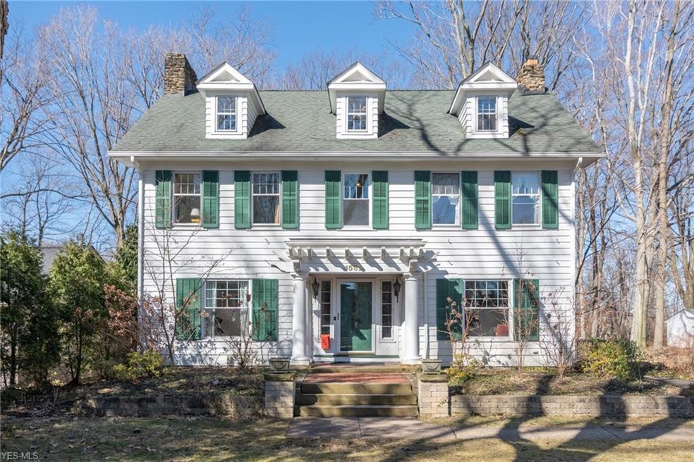 1562 Compton Rd, Cleveland, OH 44118 - photo 1