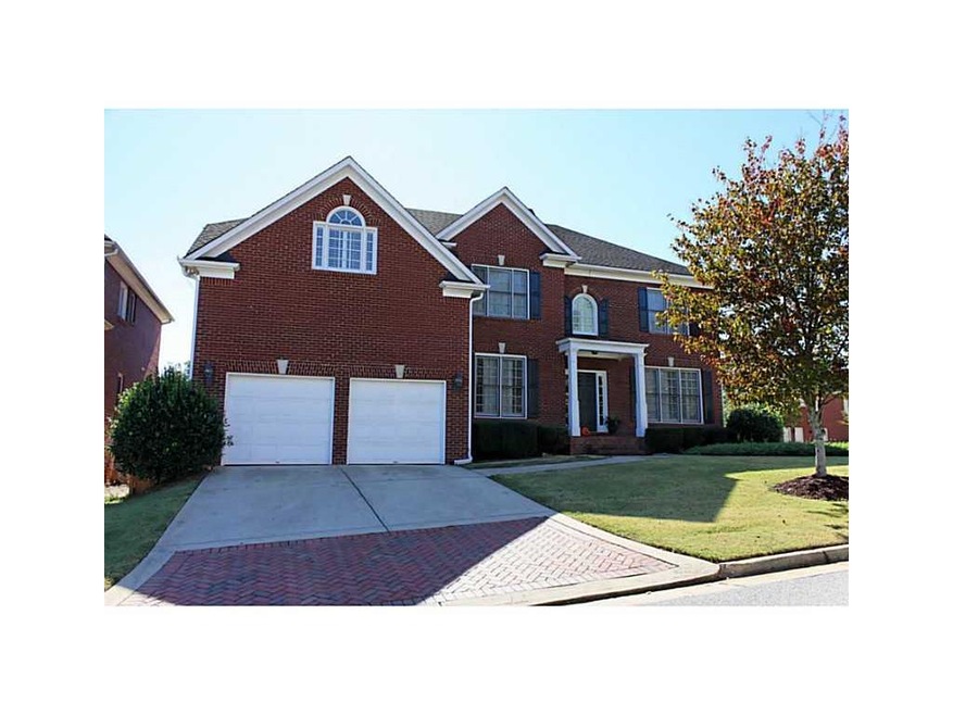 Exterior Front. Level driveway and kitchen level g