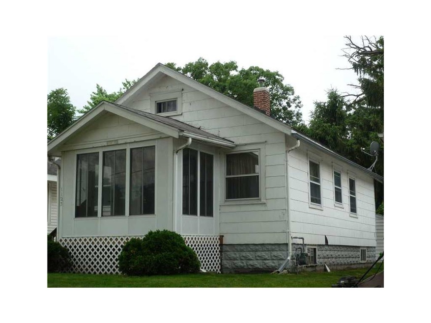 . Nice 1 1/2 story home with great backyard!
