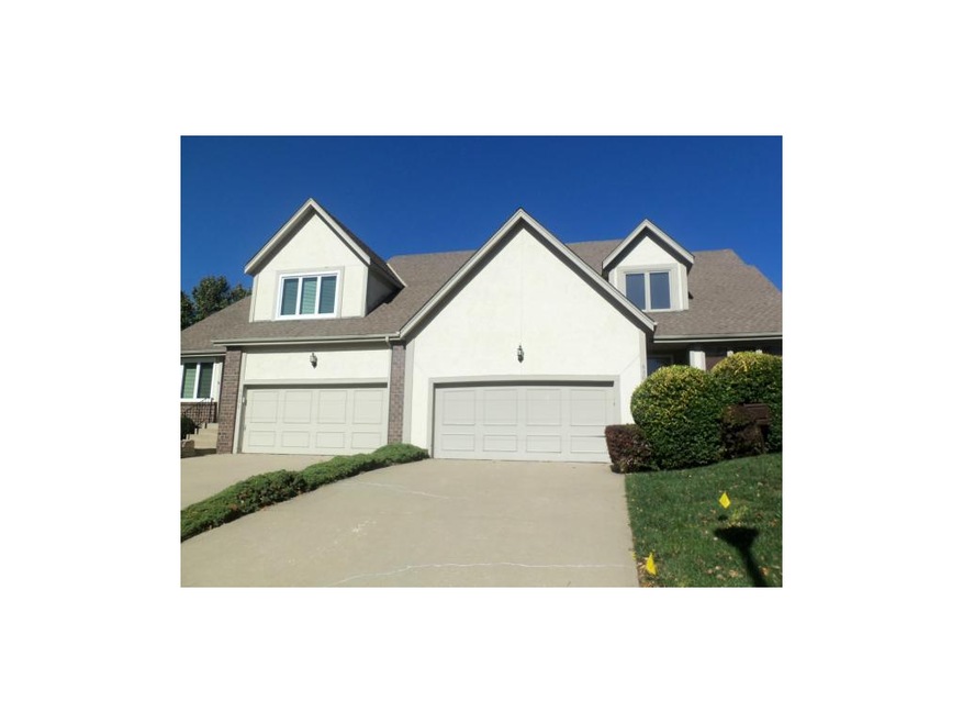 Townhome located in Cul-de-sac!!