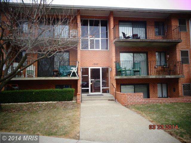 1747 Edgewood Hill Cir unit 103, Hagerstown, MD 21740 - photo 1