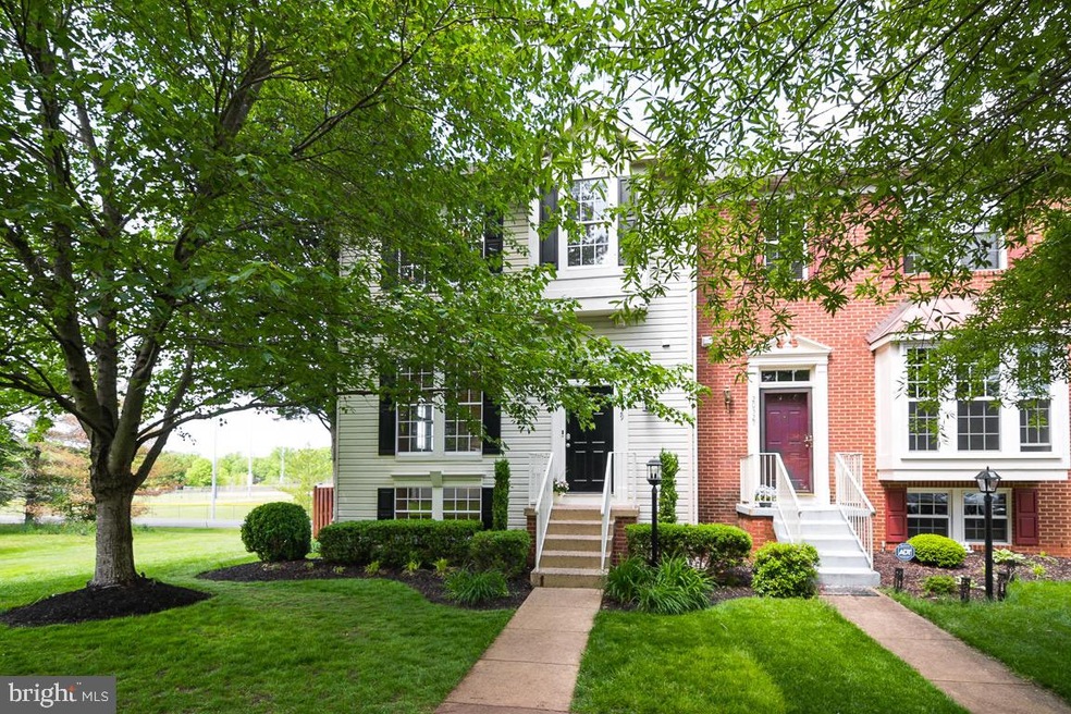 20329 Briarcliff Terrace, Sterling, VA 20165 - photo 1