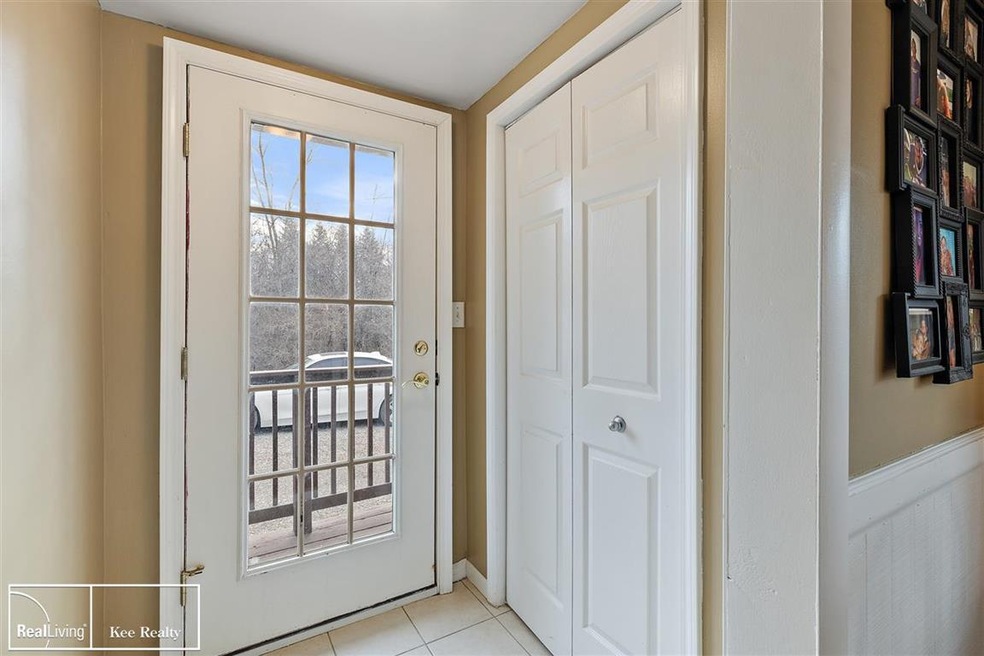 12029 Davison Rd, Davison, MI 48423 - photo 1