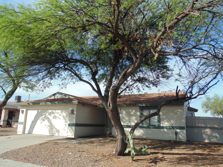 2739 W Sunset Rd, Tucson, AZ 85741 - photo 1