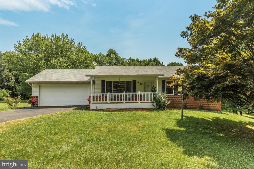 100 Heritage Ln, Sykesville, MD 21784 - photo 1