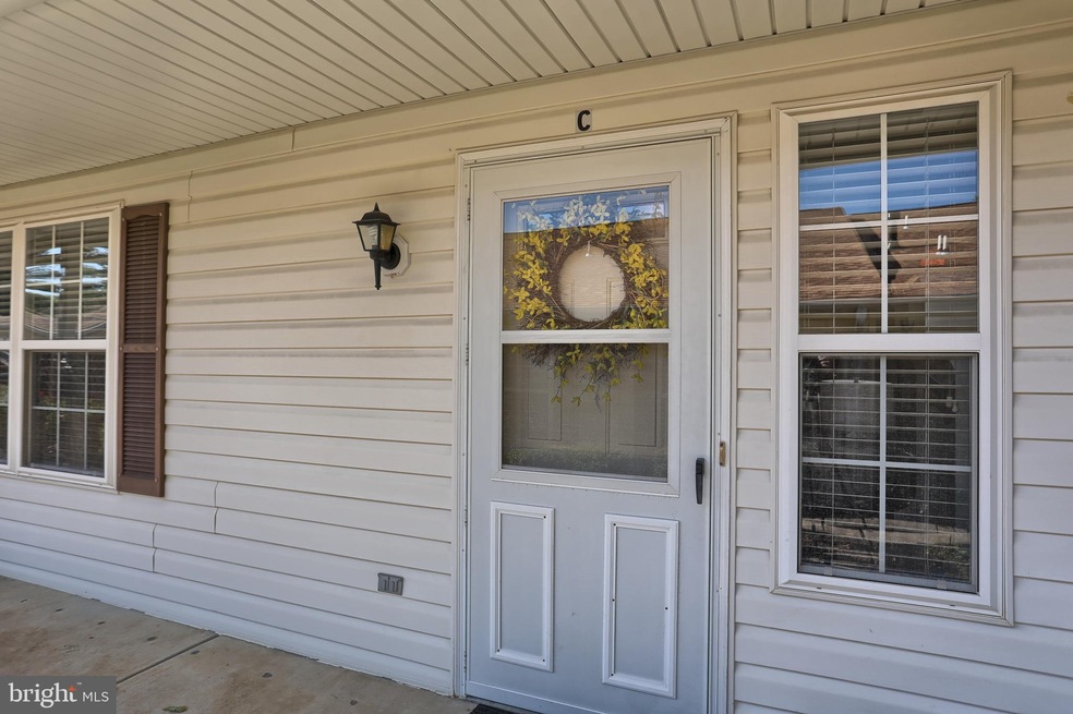 1800 Vincenza Dr unit C, Sykesville, MD 21784 - photo 1