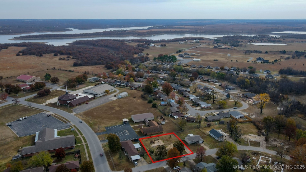 192 Greenbriar Cir, Mannford, OK 74044 - photo 1