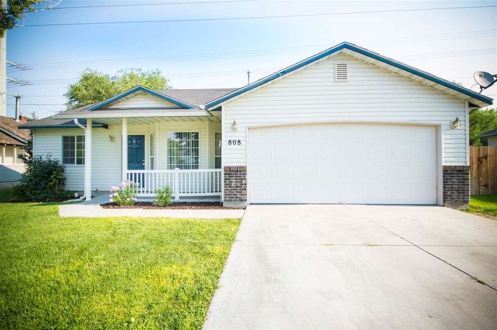 808 S Chestnut St, Nampa, ID 83686 - photo 1
