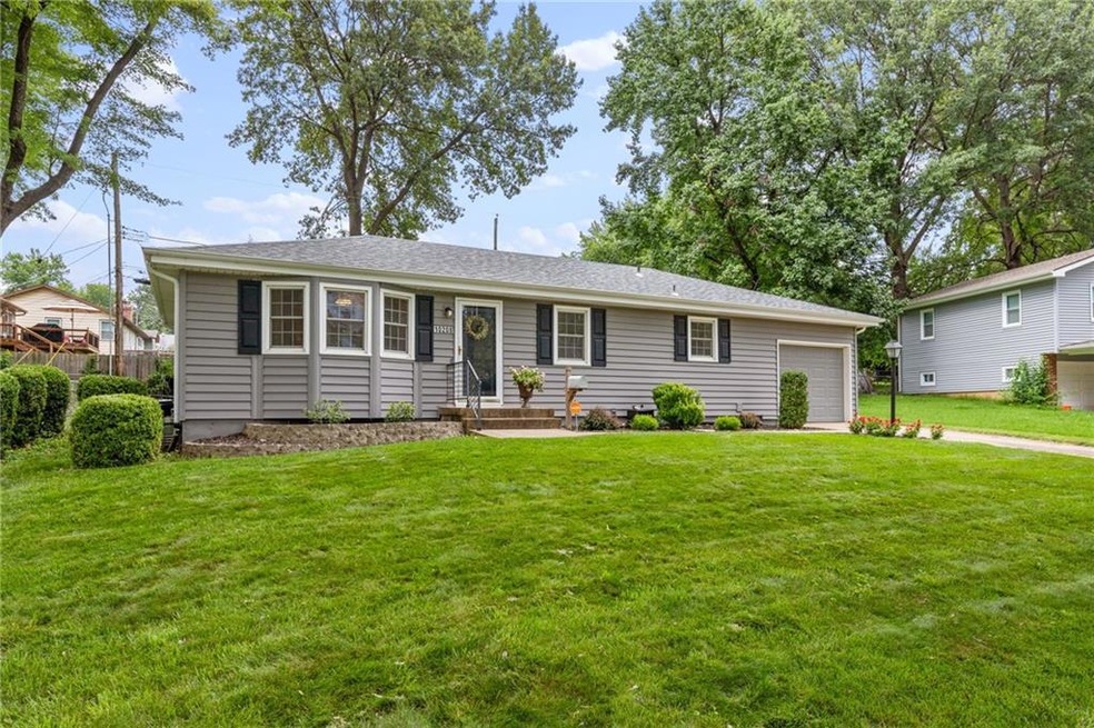 10208 W 54th Terrace, Shawnee, KS 66203 - photo 1