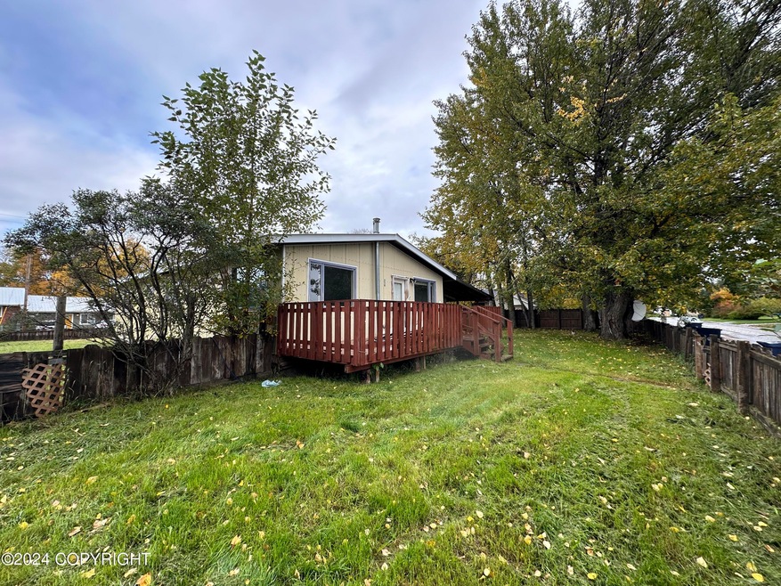 258 S Bailey St, Palmer, AK 99645 - photo 1