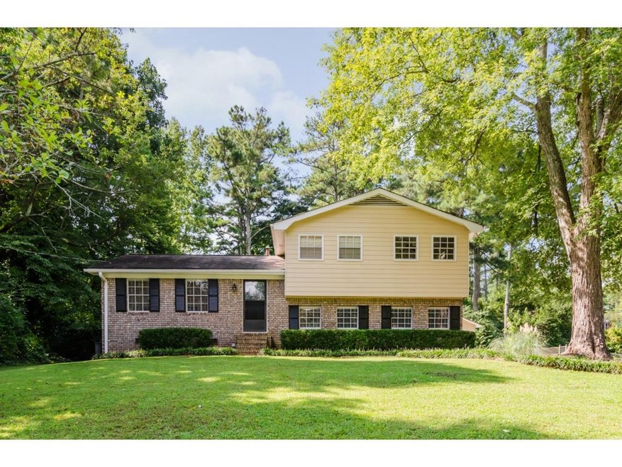 Charming Lassiter Home On Large Level Lot!