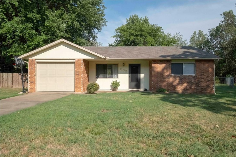 805 N 30th St, Rogers, AR 72756 - photo 1