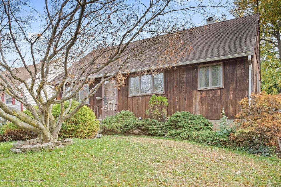163 Worth St Iselin NJ 08830-large-001-0