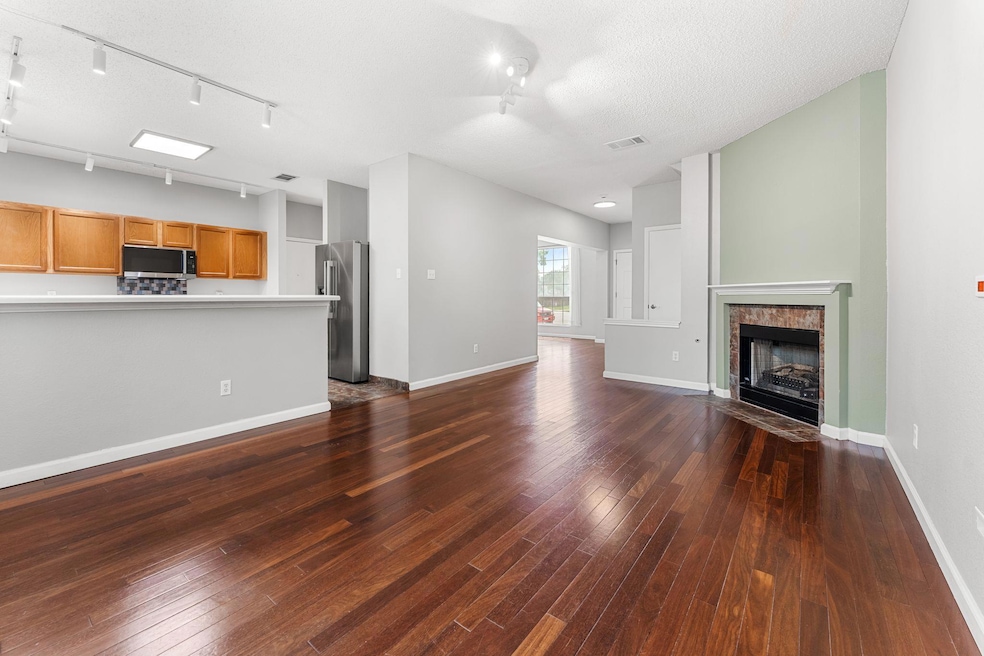 Under Contract $335,000