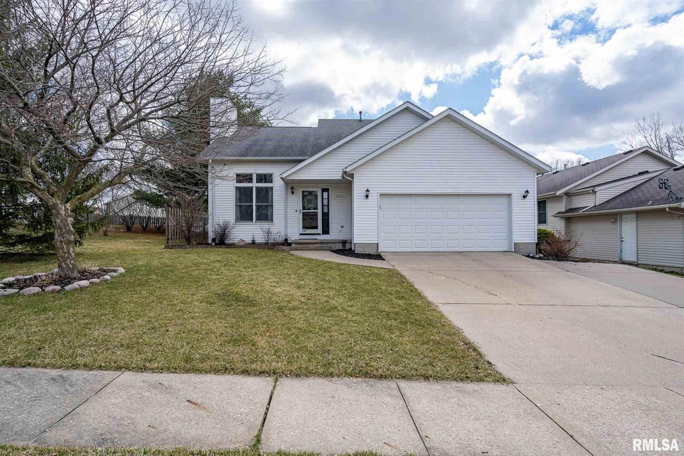 3321 W 66th St, Davenport, IA 52806 - photo 1