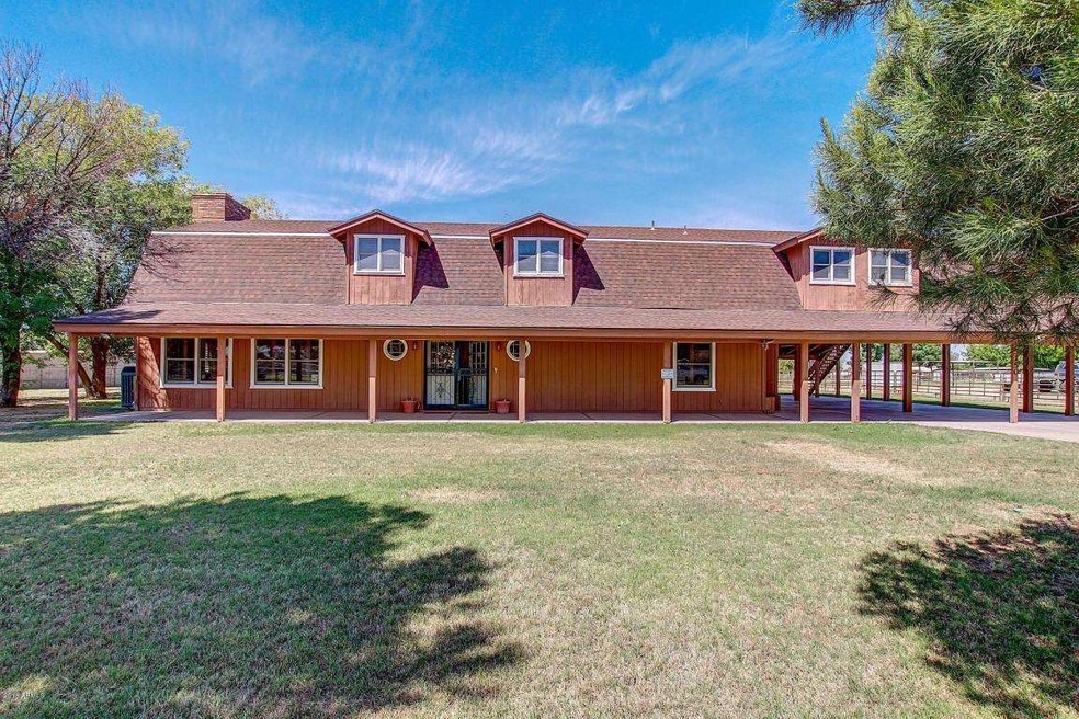 HUGE FAMILY HOME