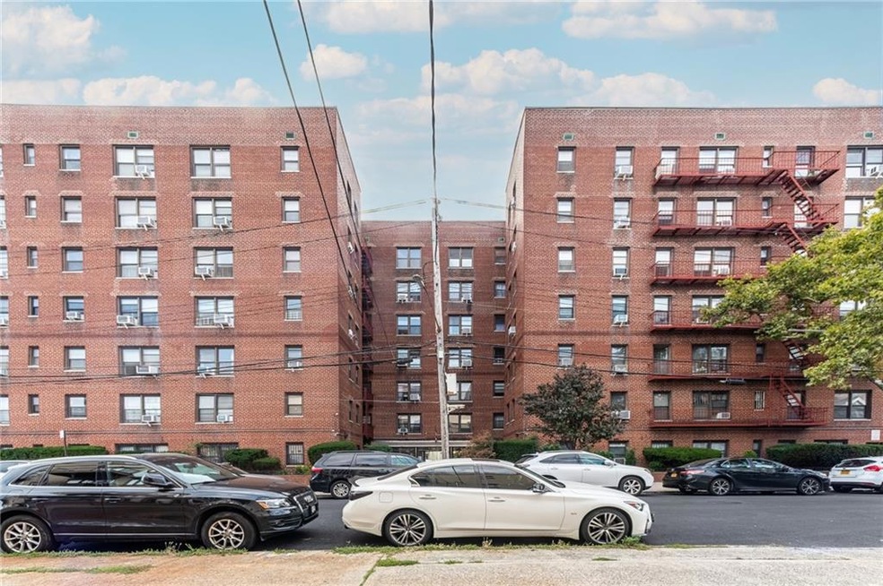 2680 E 19th St unit 2K, Brooklyn, NY 11235 - photo 1