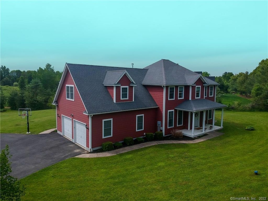 432 Quassapaug Rd, Woodbury, CT 06798 - photo 1