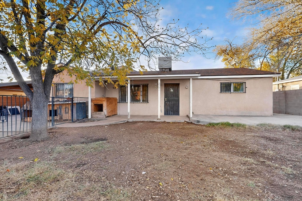 2701 Garcia St NE, Albuquerque, NM 87112 - photo 1