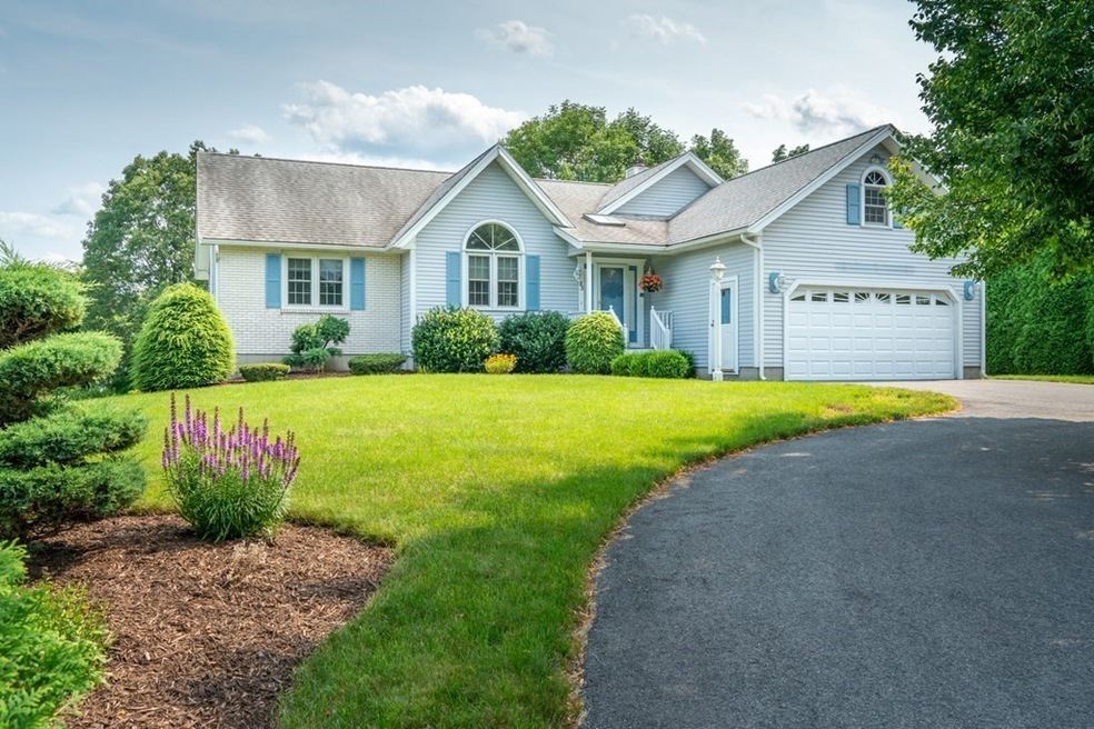 83 Broadmeadow Ln, Abington, MA 02351 - photo 1