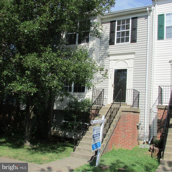 305 Tolbelt Ct, Stafford, VA 22554 - photo 1