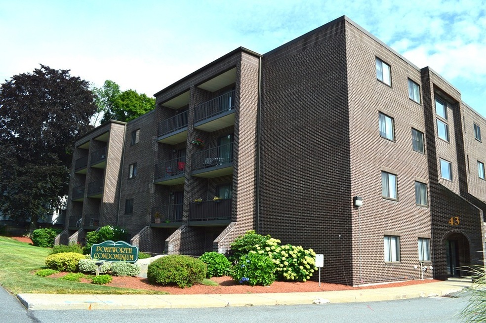 43 Pomeworth St unit 41, Stoneham, MA 02180 - photo 1
