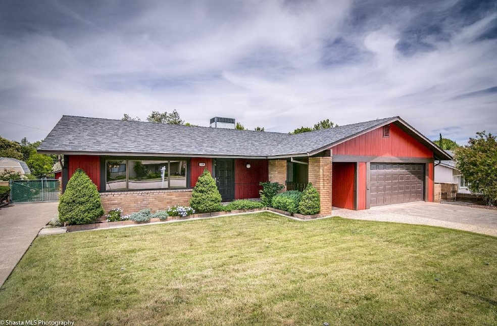 3980 Oro St, Redding, CA 96001 - photo 1