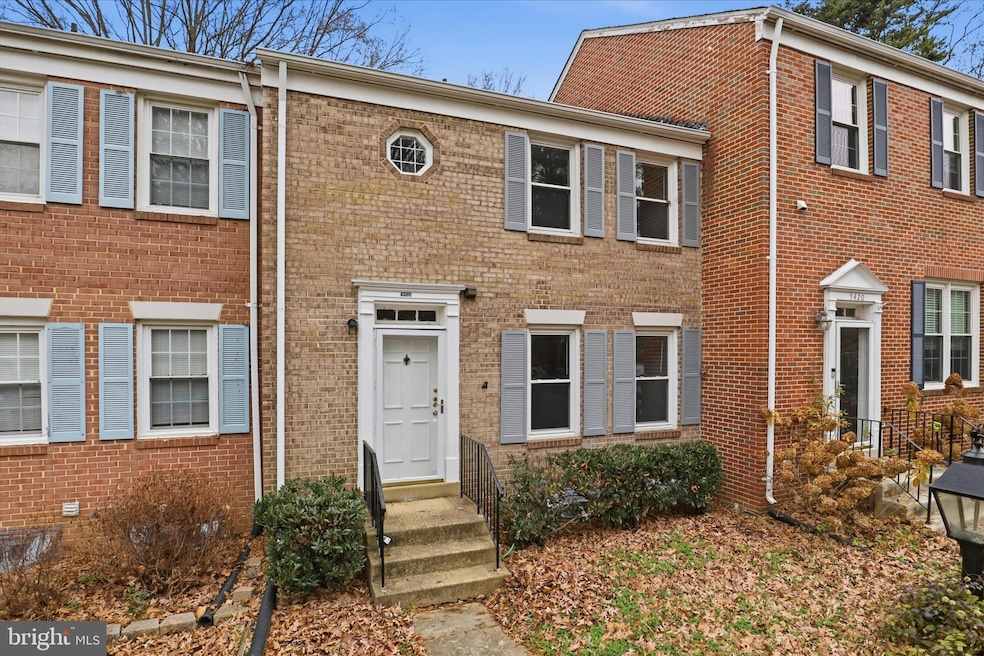 5422 Brixham Ct, Burke, VA 22015 - photo 1