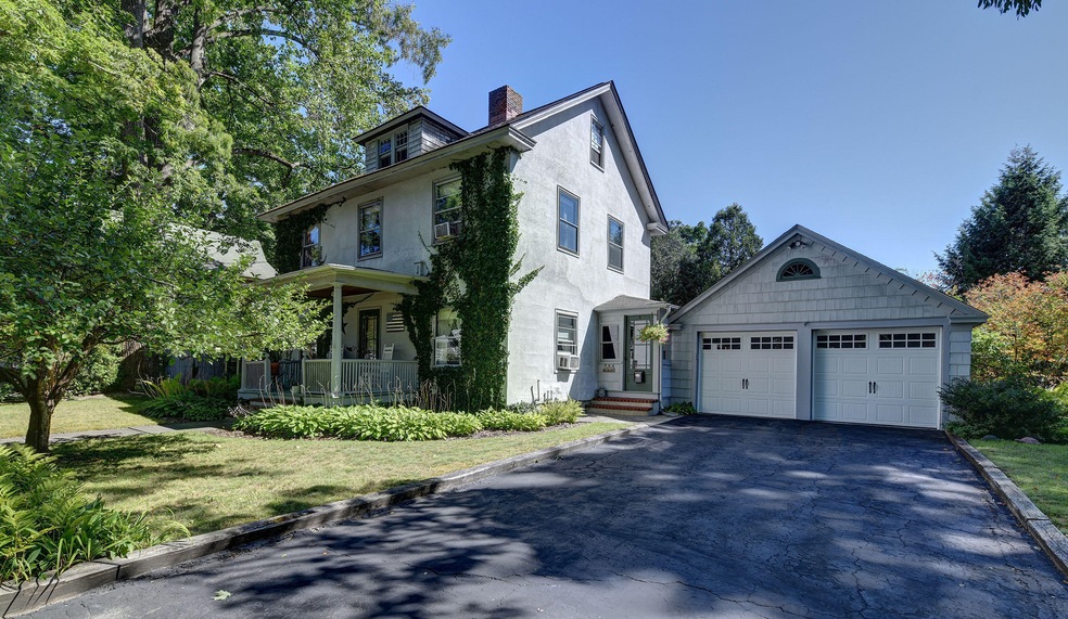 11 Manville St, Great Barrington, MA 01230 - photo 1