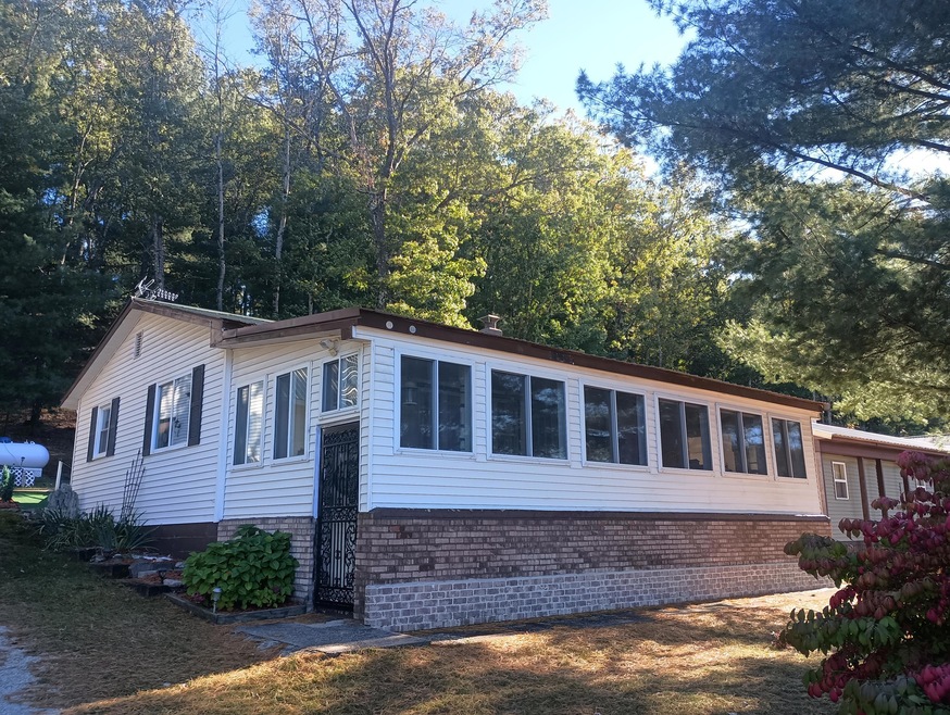 4404 S Nugent View Ln, Baldwin, MI 49304 - photo 1