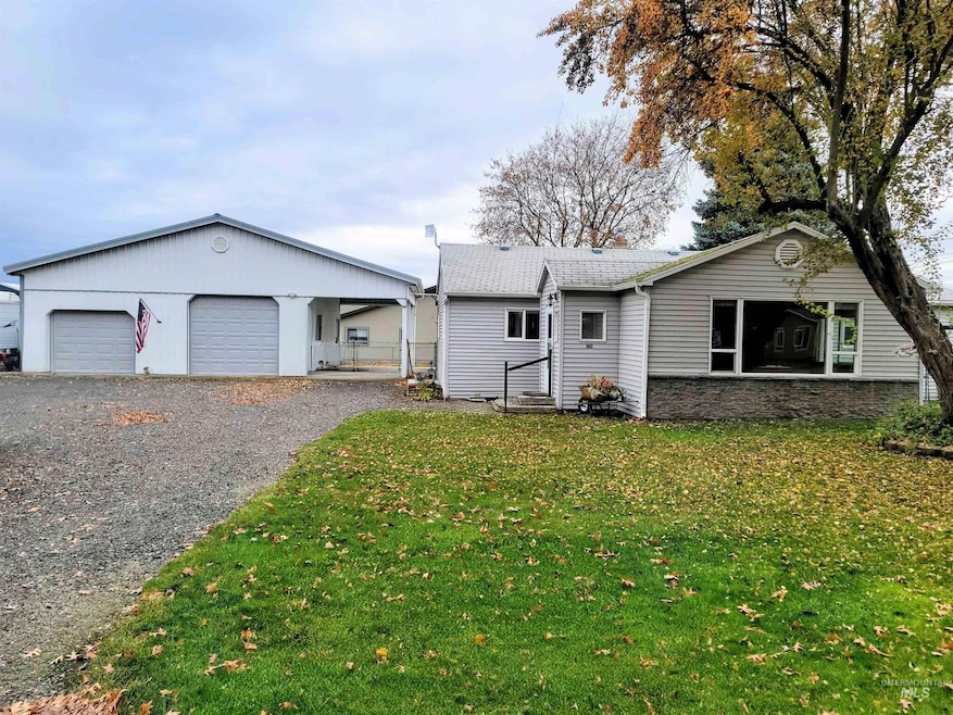 3719 16th St, Lewiston, ID 83501 - photo 1