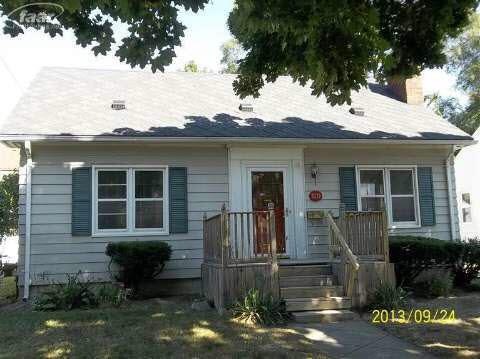 2223 Pierce St, Flint, MI 48503 - photo 1