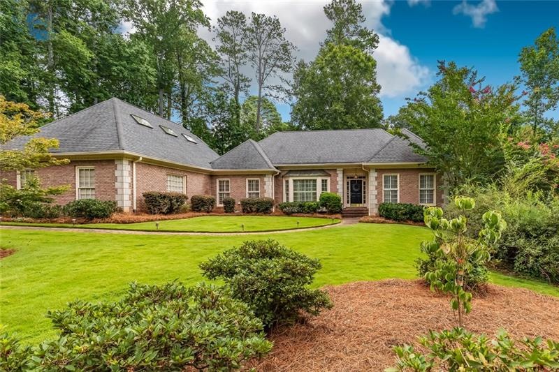 4900 Forestglade Ct, Stone Mountain, GA 30087 - photo 1