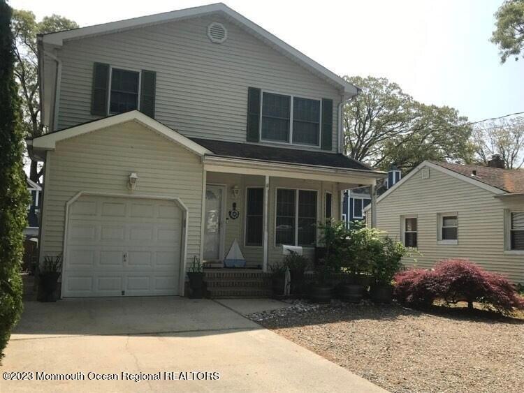 1304frontofhouse1