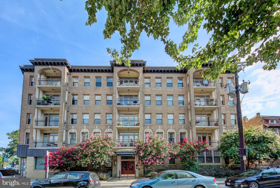2902 Porter St NW unit 31, Washington, DC 20008 - photo 1