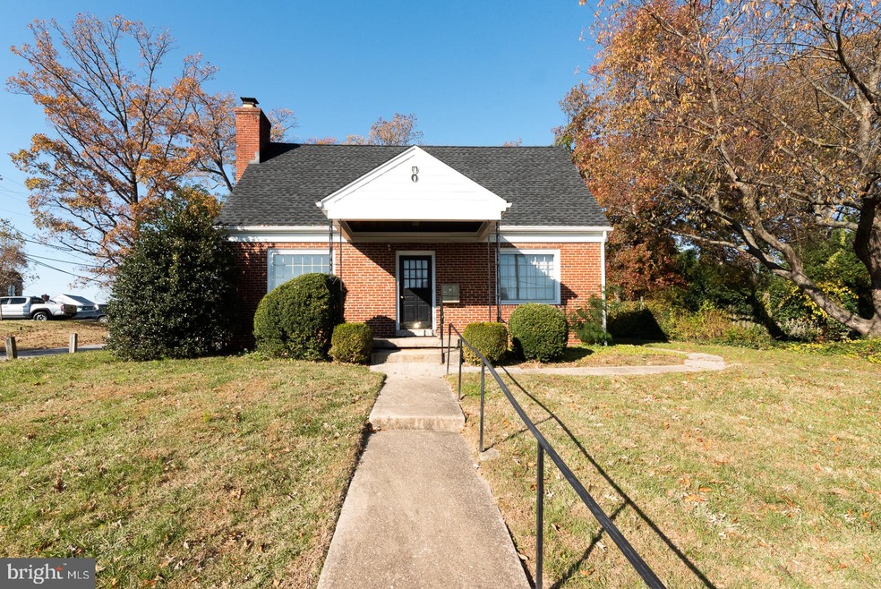 8 Seminary Dr, Lutherville Timonium, MD 21093 - photo 1