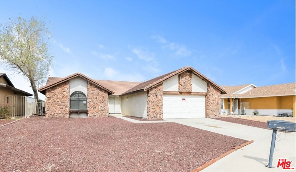 unlisted-address, Victorville, CA 92395 - photo 1