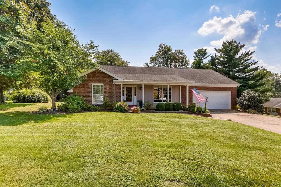 9677 Hillview Ct, Newburgh, IN 47630 - photo 1