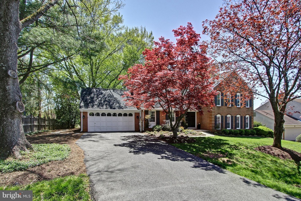 11 Snug Hill Ct, Potomac, MD 20854 - photo 1