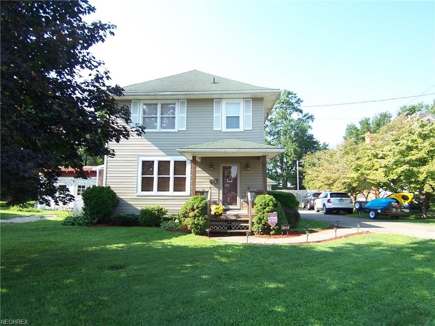 Front view of this charming 2 story home.