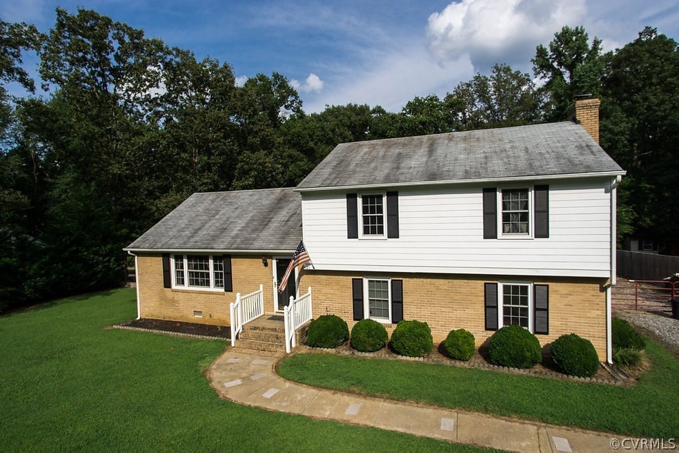 Welcome to 421 Charlemagne RD in Midlothian
