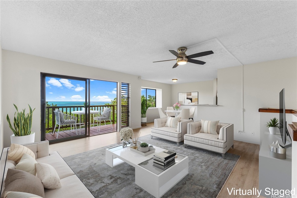 Under Contract $700,000