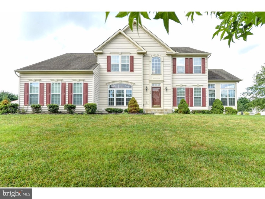 910 Rathlin Ln, Bear, DE 19701 - photo 1