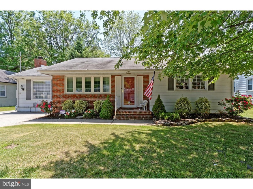 220 Marsden Ave, Penns Grove, NJ 08069 - photo 1